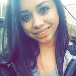 Meet your Posher, Lorena